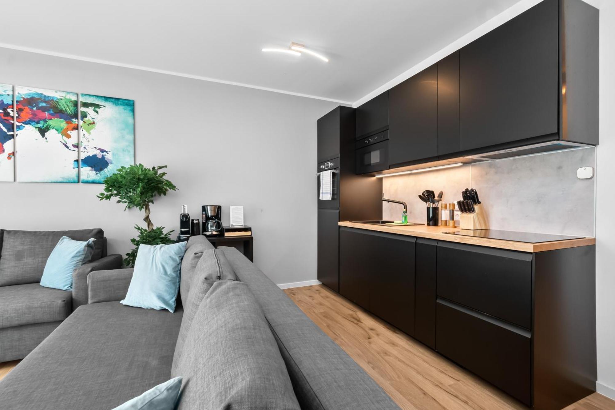 Design Luxus, Vollausstattung, Neubau, 30Min Hbf Leipzig 8, Naehe Flughfaen, Bmw, Dhl, Amazon Lägenhet Schkeuditz Exteriör bild