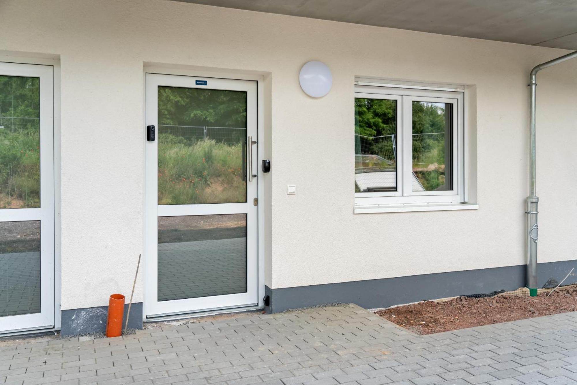 Design Luxus, Vollausstattung, Neubau, 30Min Hbf Leipzig 8, Naehe Flughfaen, Bmw, Dhl, Amazon Lägenhet Schkeuditz Exteriör bild